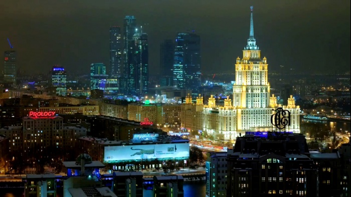 Многоцветная ночная Москва