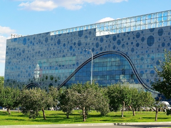 Самый большой океанариум в Москве находится на ВДНХ
